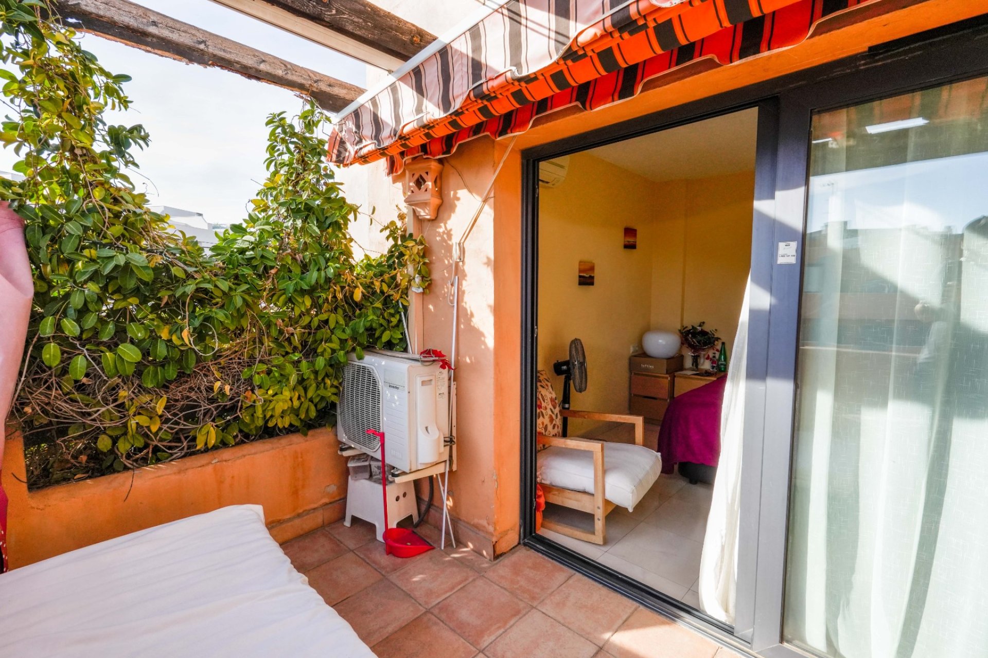 Resale - Terraced house / Townhouse - Orihuela Costa - Villamartín