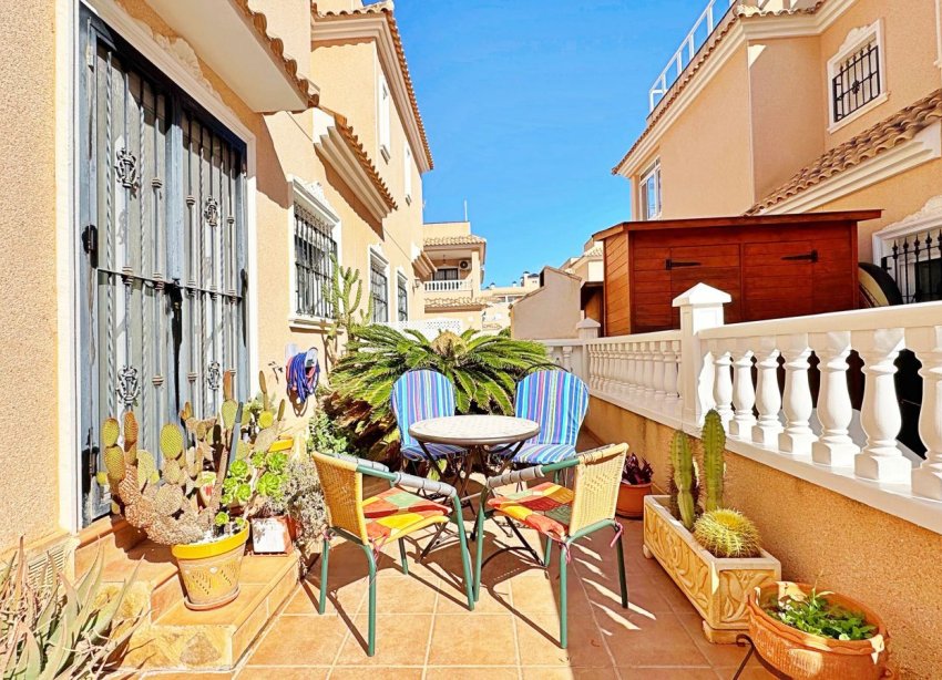 Resale - Terraced house / Townhouse - Orihuela Costa - Villamartín