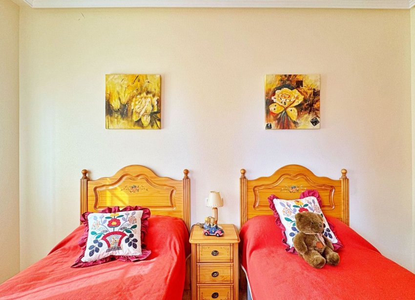 Resale - Terraced house / Townhouse - Orihuela Costa - Villamartín