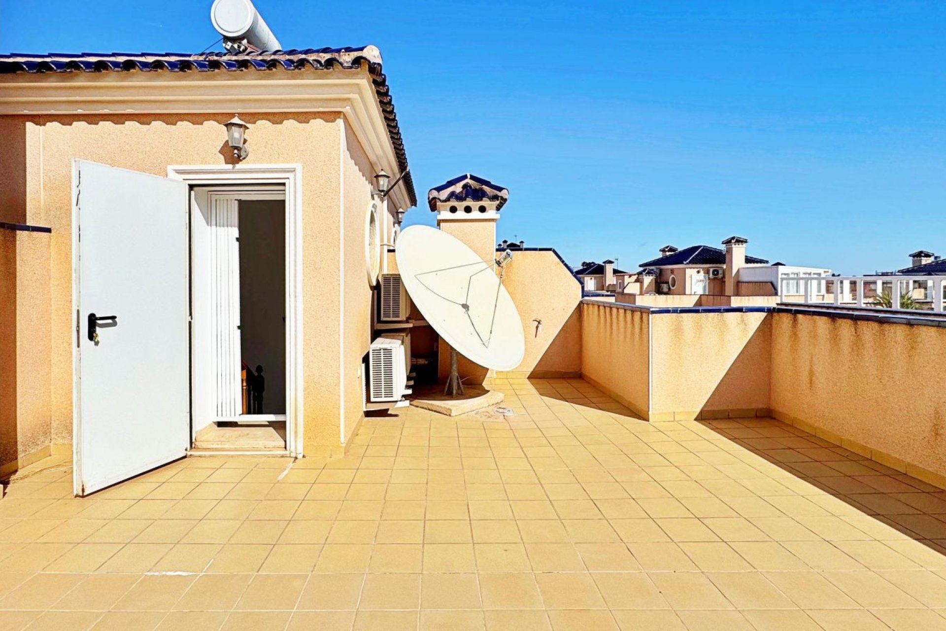 Resale - Terraced house / Townhouse - Orihuela Costa - Villamartín