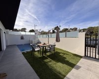Resale - Terraced house / Townhouse - Orihuela Costa - Villamartin