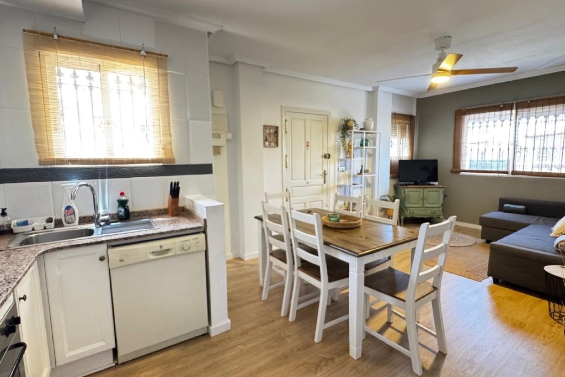 Resale - Terraced house / Townhouse - Orihuela Costa - Villamartín