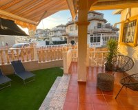 Resale - Terraced house / Townhouse - Orihuela Costa - Villamartín