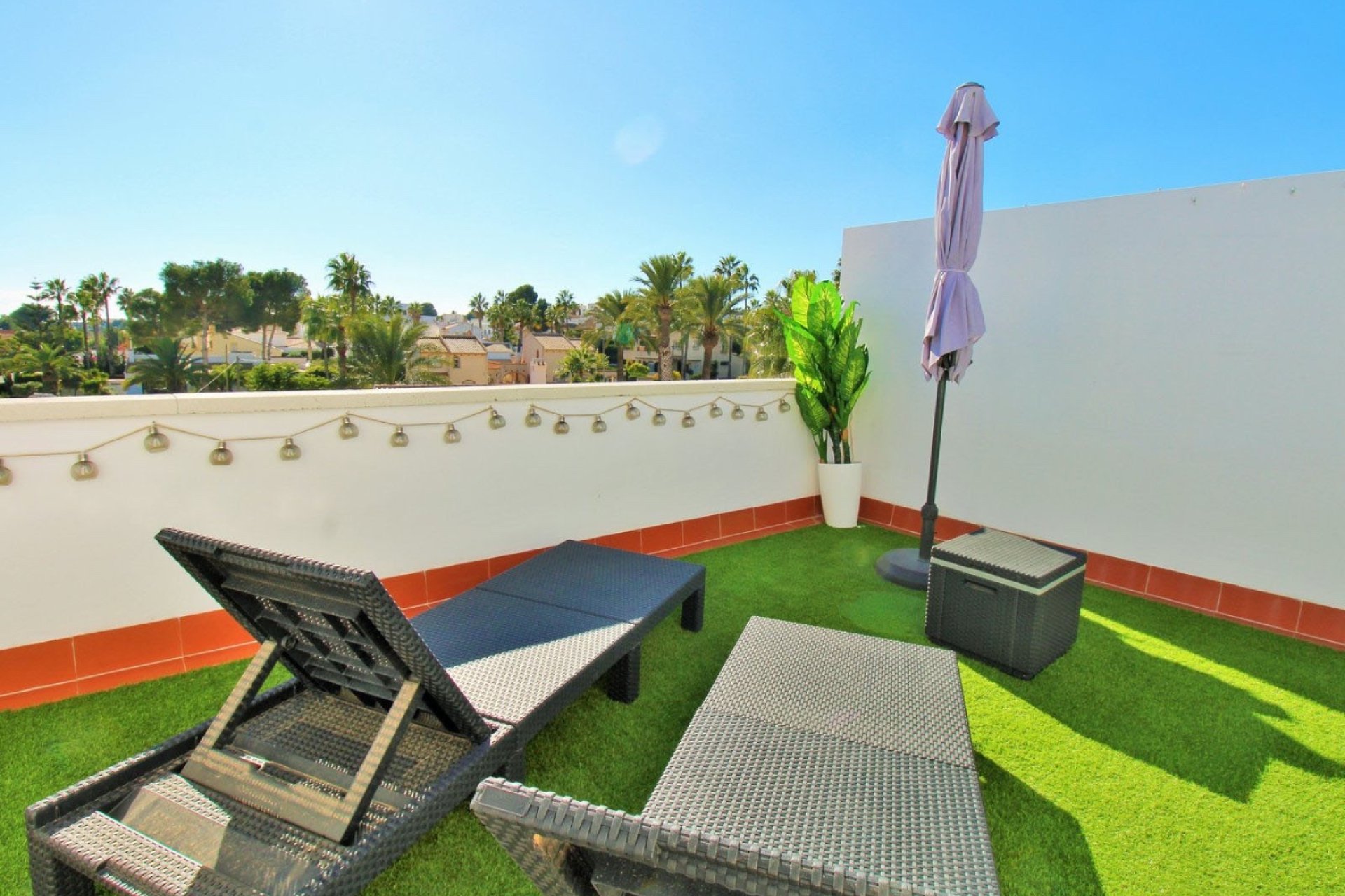 Resale - Terraced house / Townhouse - Orihuela Costa - Villamartín