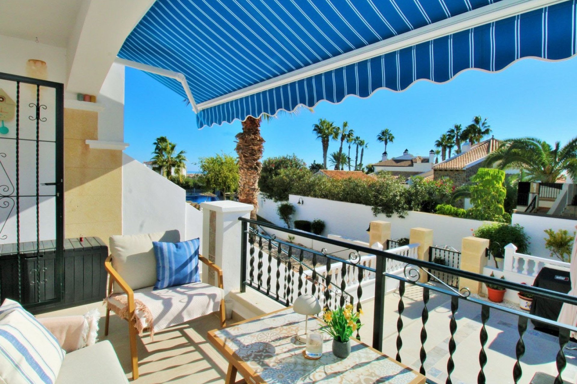 Resale - Terraced house / Townhouse - Orihuela Costa - Villamartín