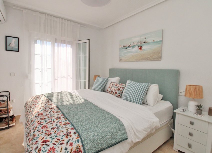 Resale - Terraced house / Townhouse - Orihuela Costa - Villamartín