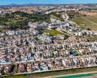 Resale - Terraced house / Townhouse - Orihuela Costa - Villamartín