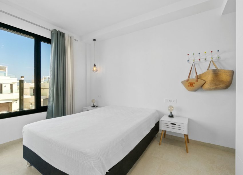 Resale - Terraced house / Townhouse - Orihuela Costa - Villamartín