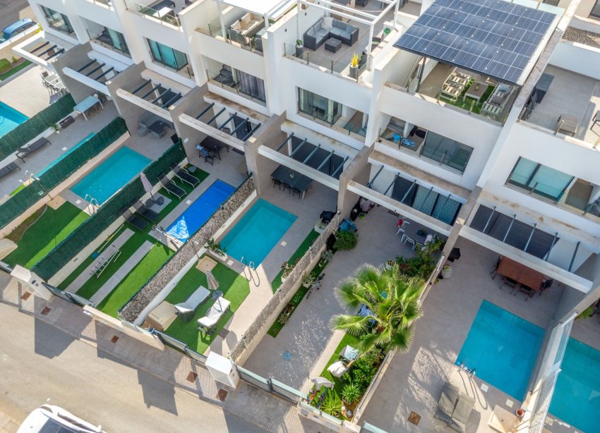 Resale - Terraced house / Townhouse - Orihuela Costa - Villamartín