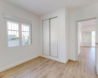 Resale - Terraced house / Townhouse - Orihuela Costa - Villamartin