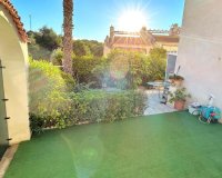 Resale - Terraced house / Townhouse - Orihuela Costa - Villamartín