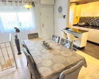 Resale - Terraced house / Townhouse - Orihuela Costa - Villamartín