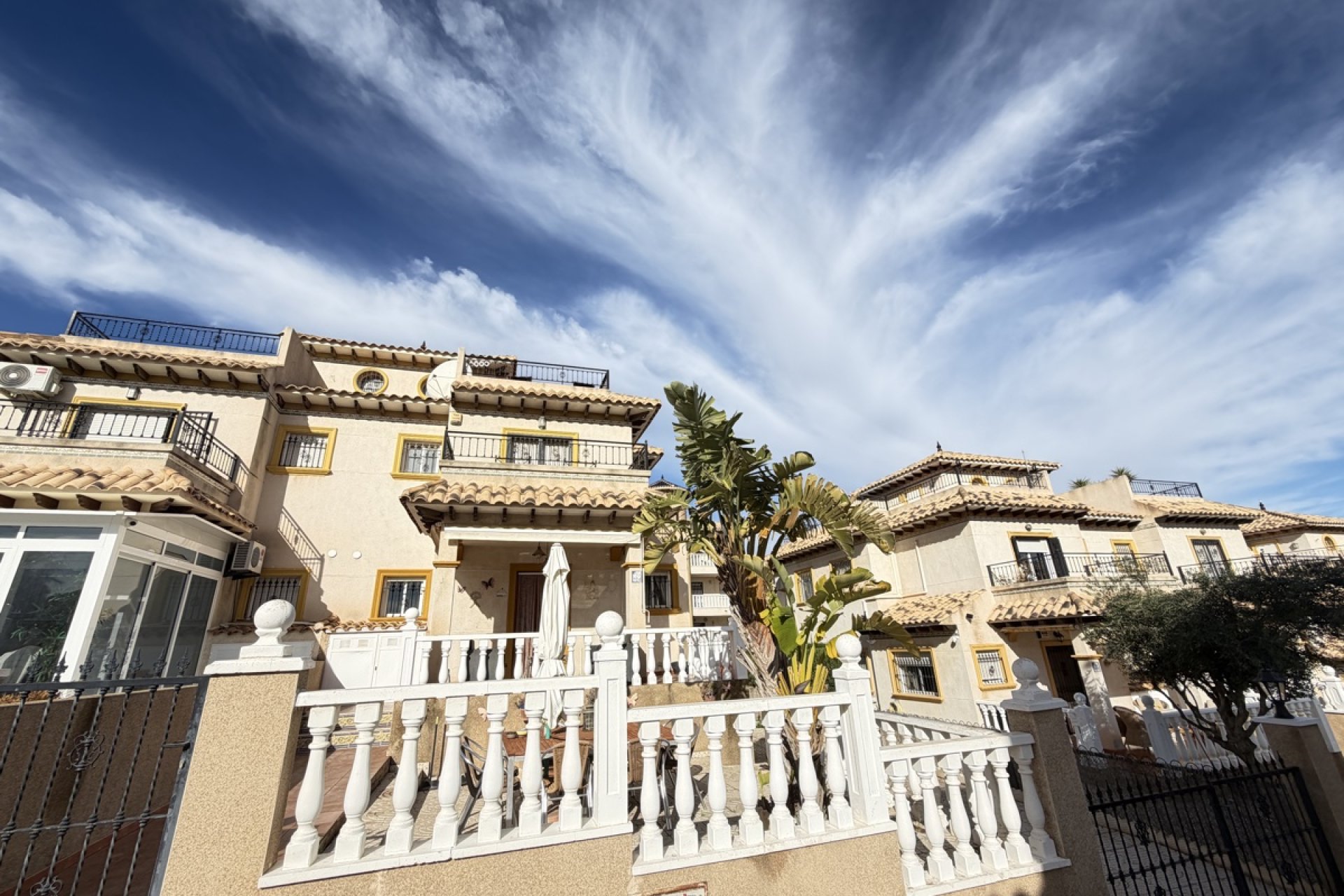 Resale - Terraced house / Townhouse - Orihuela Costa - Villamartin