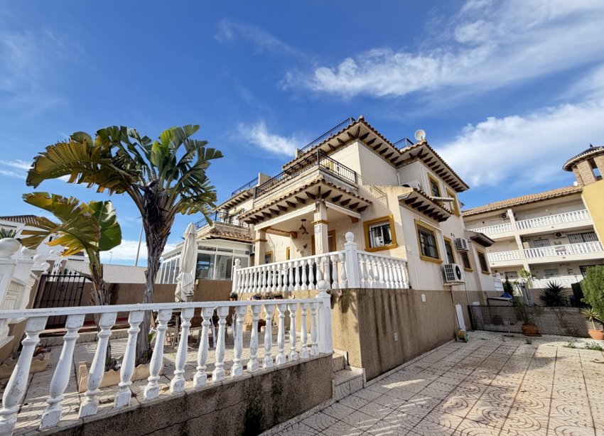 Resale - Terraced house / Townhouse - Orihuela Costa - Villamartin