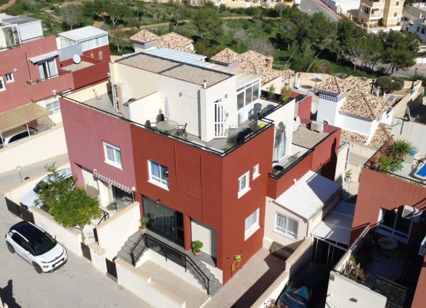 Resale - Terraced house / Townhouse - Orihuela Costa - Villamartín