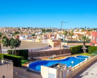 Resale - Terraced house / Townhouse - Orihuela Costa - Villamartín