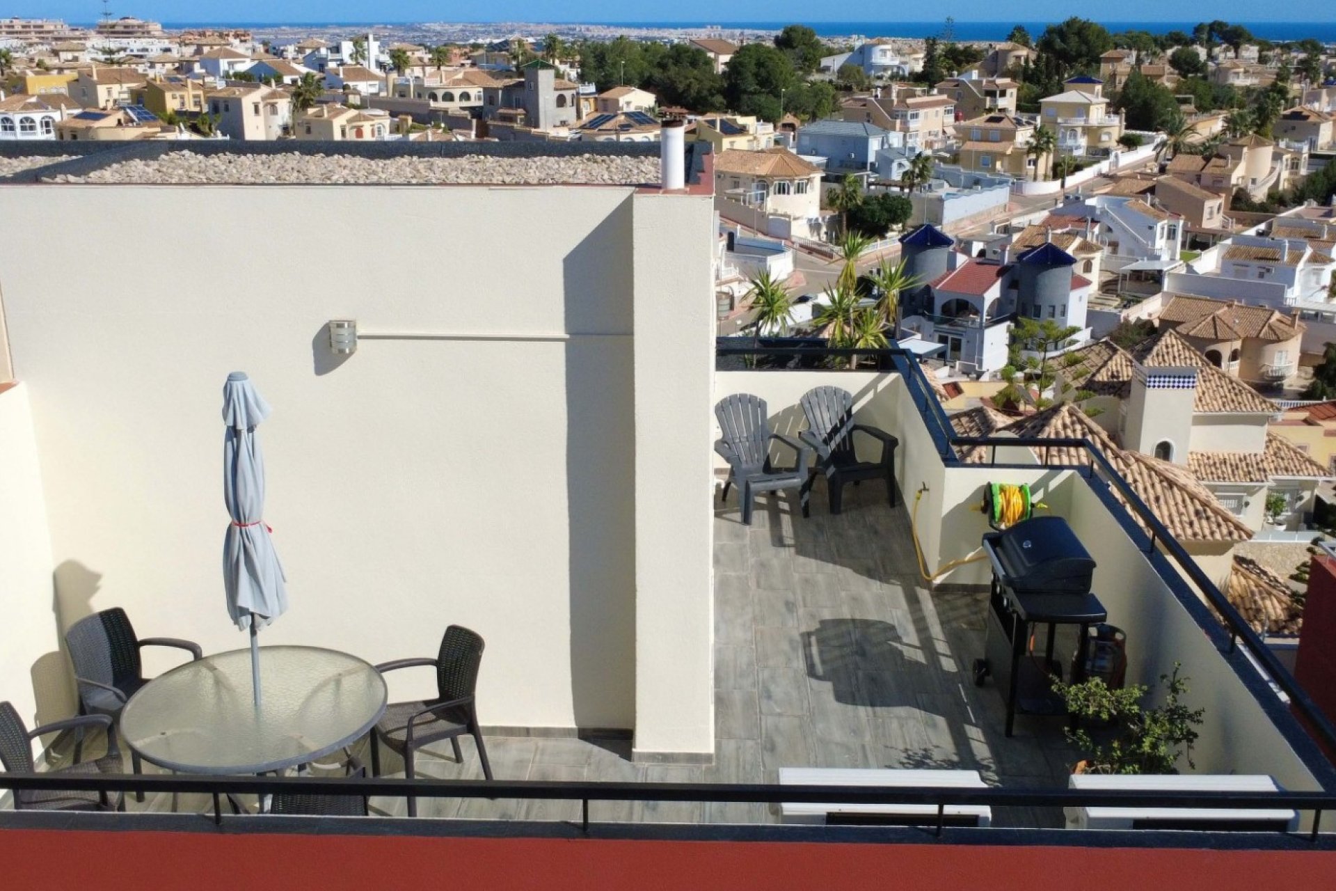 Resale - Terraced house / Townhouse - Orihuela Costa - Villamartín
