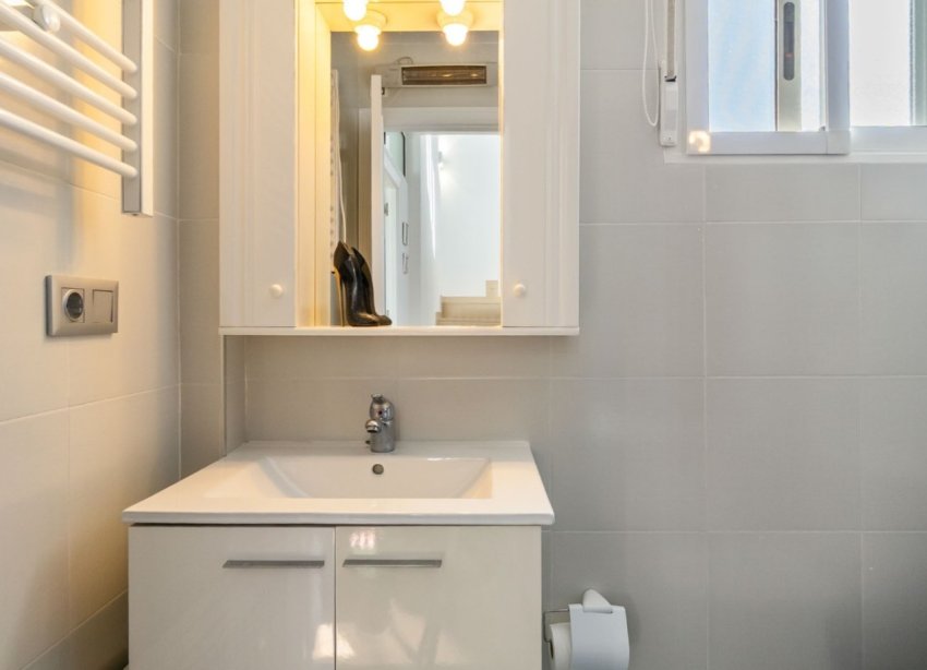 Resale - Terraced house / Townhouse - Orihuela Costa - Villamartín