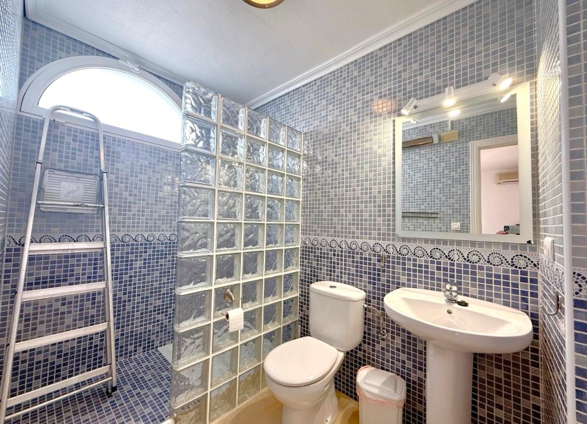 Resale - Terraced house / Townhouse - Orihuela Costa - Villamartín