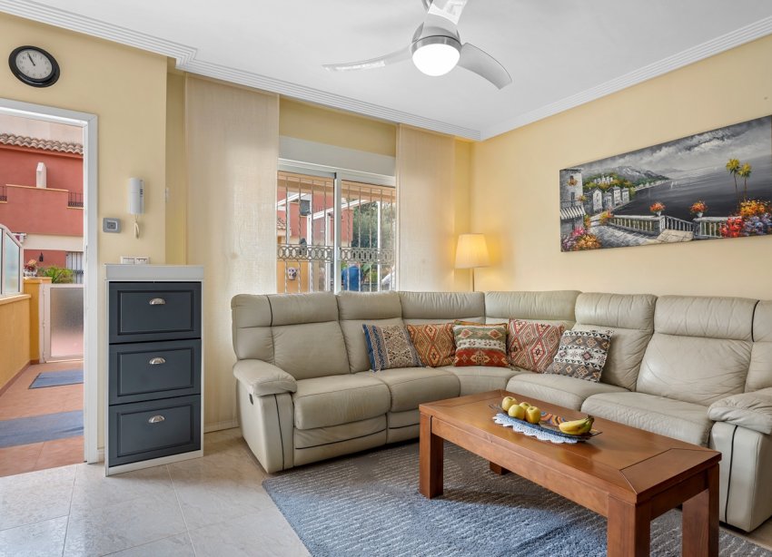 Resale - Terraced house / Townhouse - Orihuela Costa - Villamartín