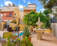 Resale - Terraced house / Townhouse - Orihuela Costa - Villamartín