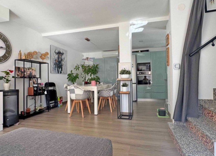 Resale - Terraced house / Townhouse - Orihuela Costa - Villamartín