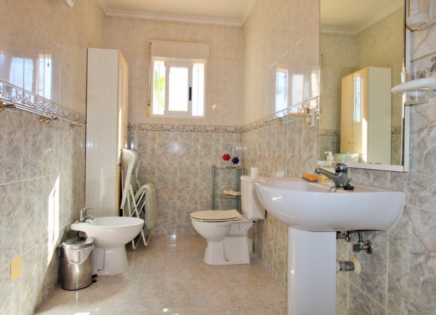 Resale - Terraced house / Townhouse - Orihuela Costa - Villamartín