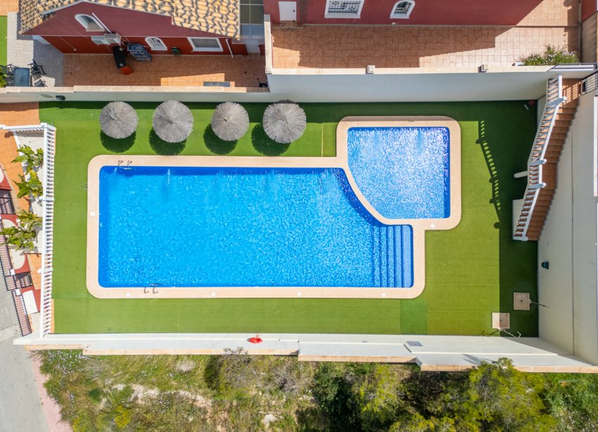 Resale - Terraced house / Townhouse - Orihuela Costa - Villamartin