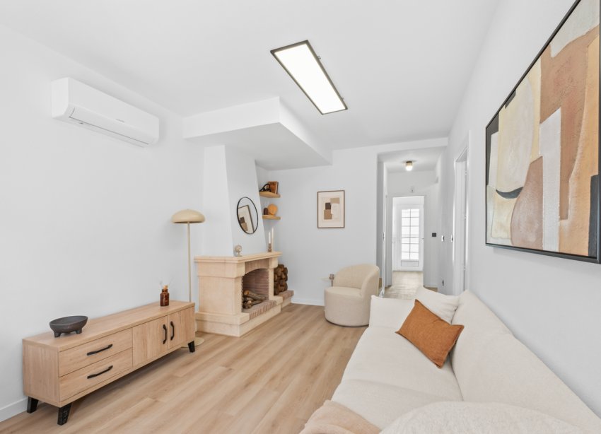 Resale - Terraced house / Townhouse - Orihuela Costa - Villamartin