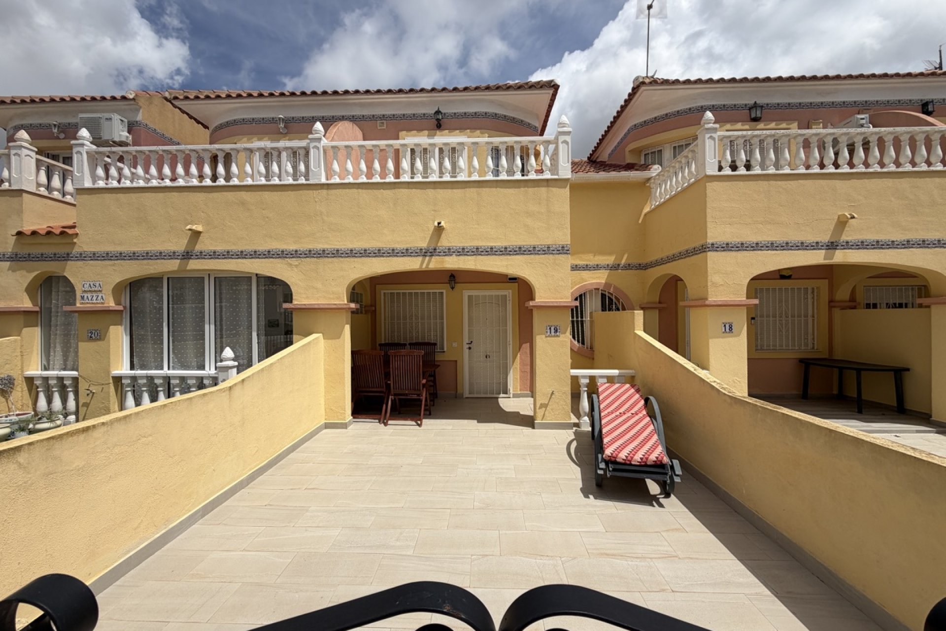 Resale - Terraced house / Townhouse - Orihuela Costa - Villamartin
