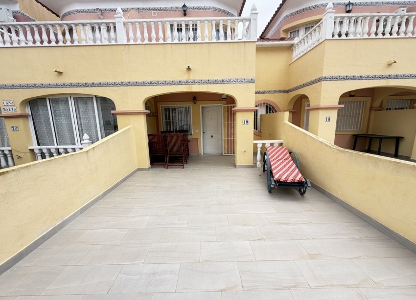 Resale - Terraced house / Townhouse - Orihuela Costa - Villamartin