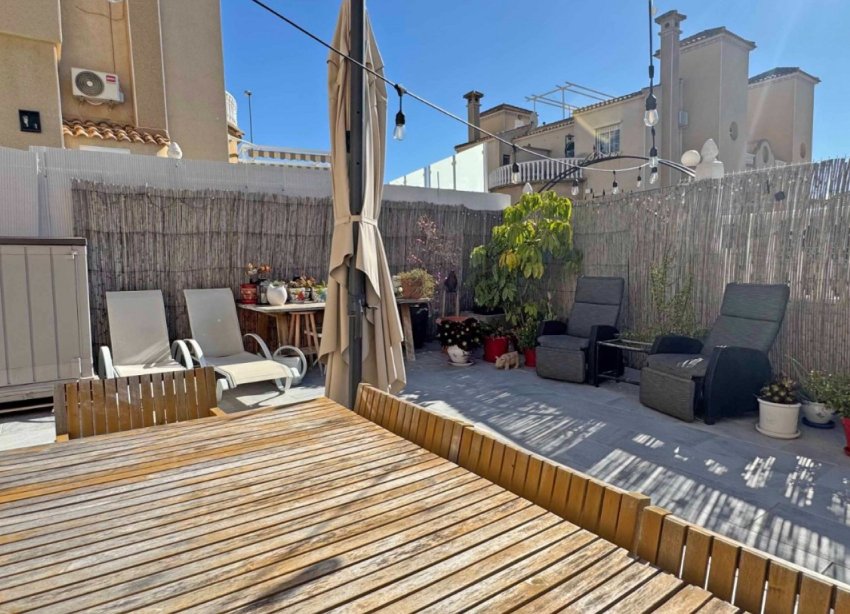 Resale - Terraced house / Townhouse - Orihuela Costa - Villamartín
