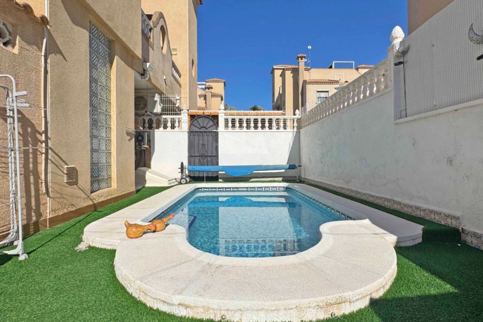 Resale - Terraced house / Townhouse - Orihuela Costa - Villamartín
