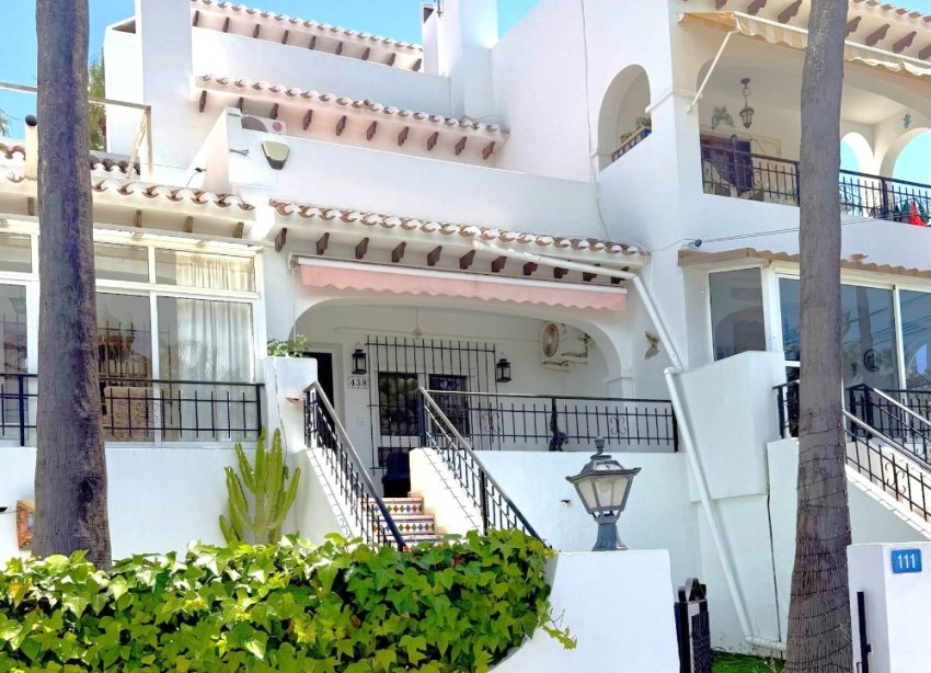 Resale - Terraced house / Townhouse - Orihuela Costa - Villamartín