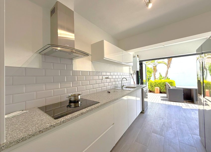 Resale - Terraced house / Townhouse - Orihuela Costa - Villamartín