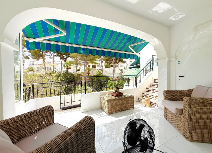 Resale - Terraced house / Townhouse - Orihuela Costa - Villamartín