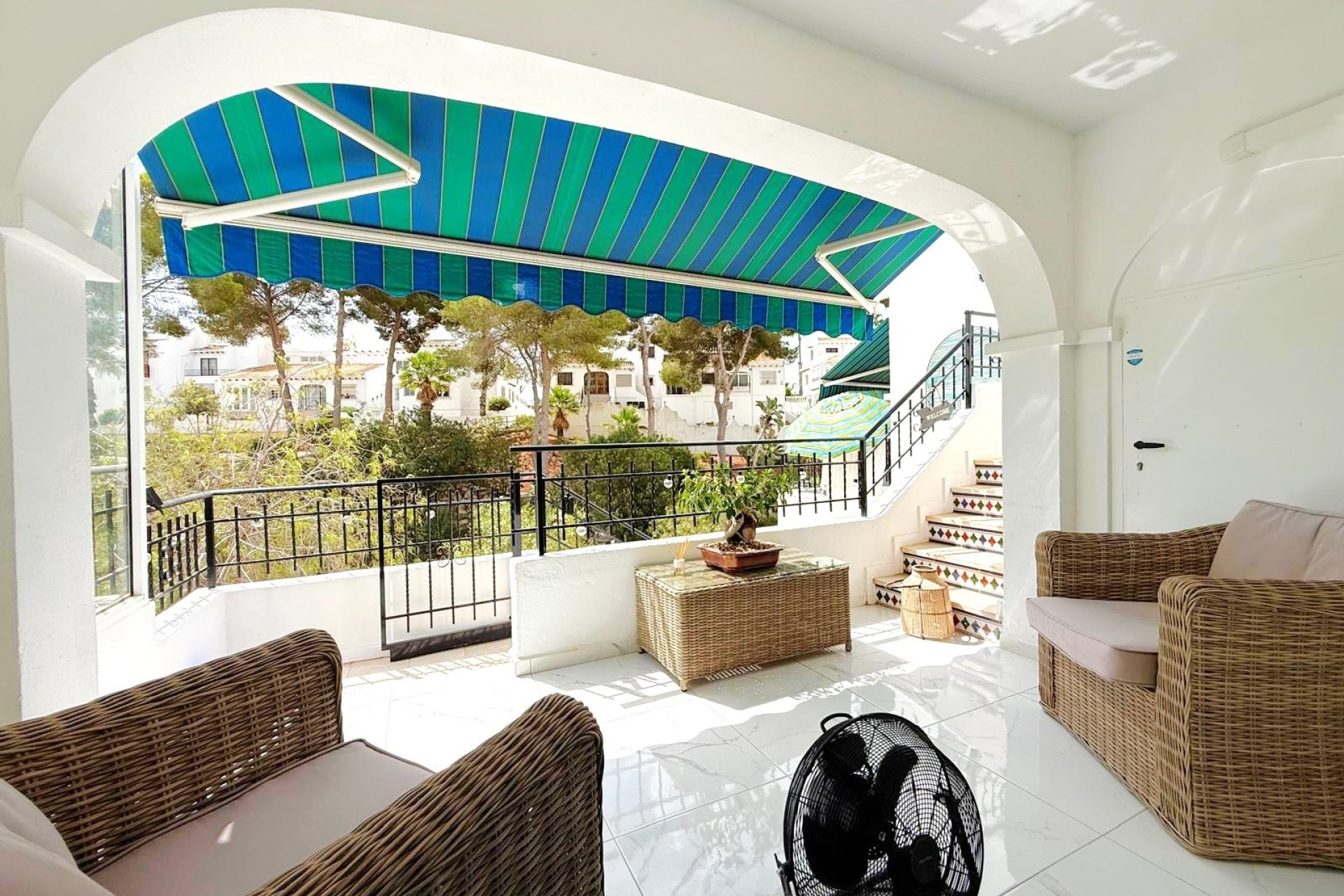 Resale - Terraced house / Townhouse - Orihuela Costa - Villamartín