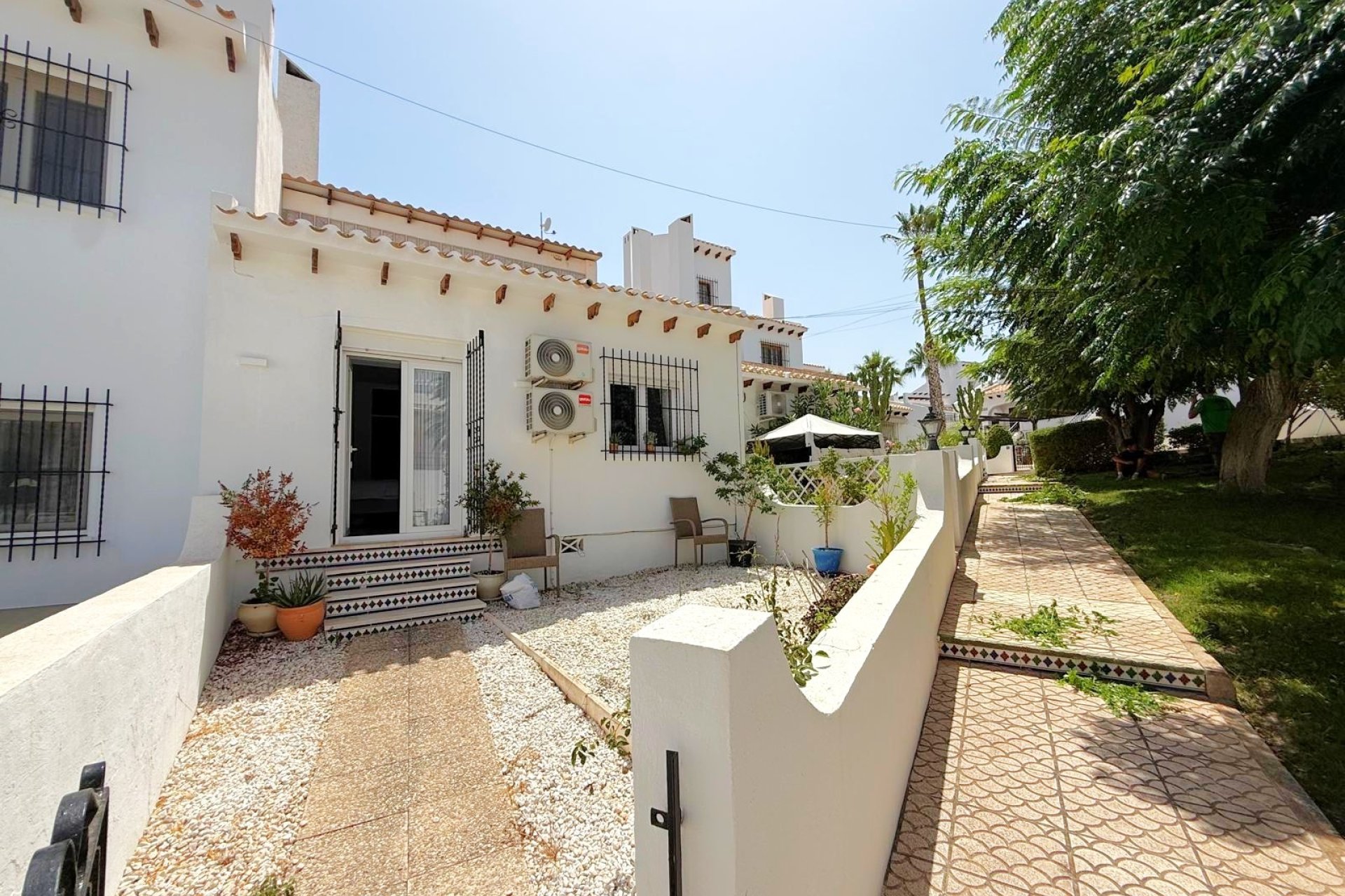 Resale - Terraced house / Townhouse - Orihuela Costa - Villamartín