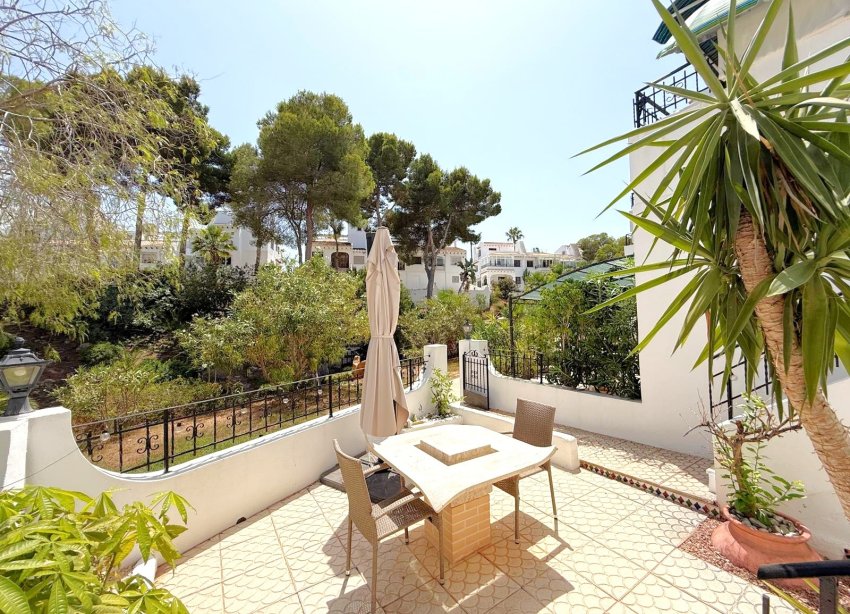 Resale - Terraced house / Townhouse - Orihuela Costa - Villamartín