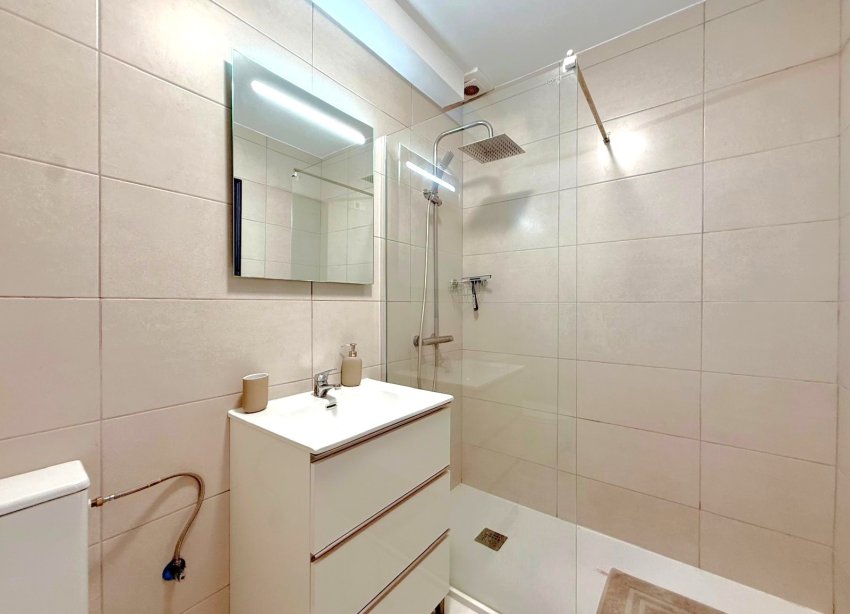 Resale - Terraced house / Townhouse - Orihuela Costa - Villamartín