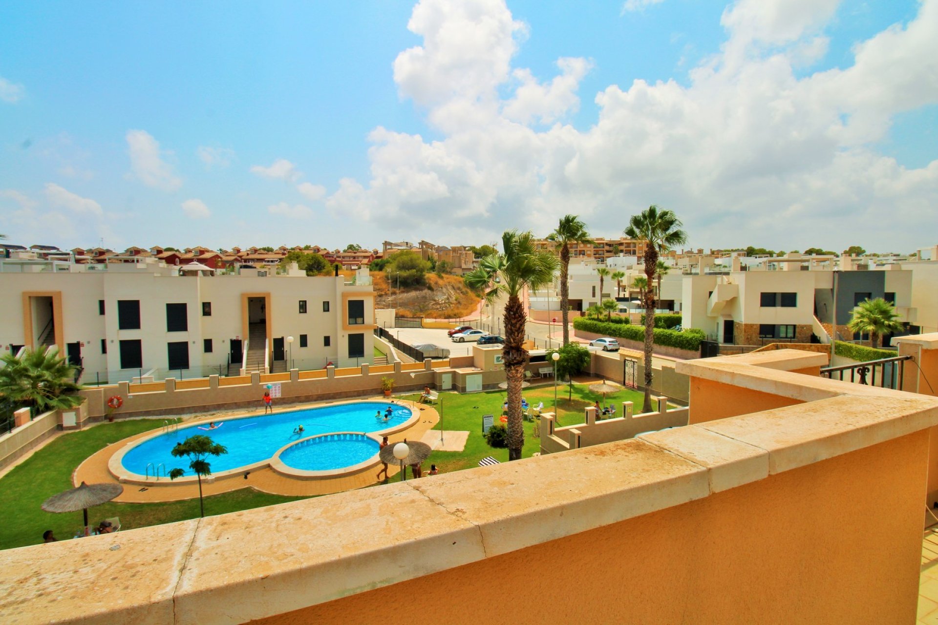 Resale - Terraced house / Townhouse - Orihuela Costa - Villamartín