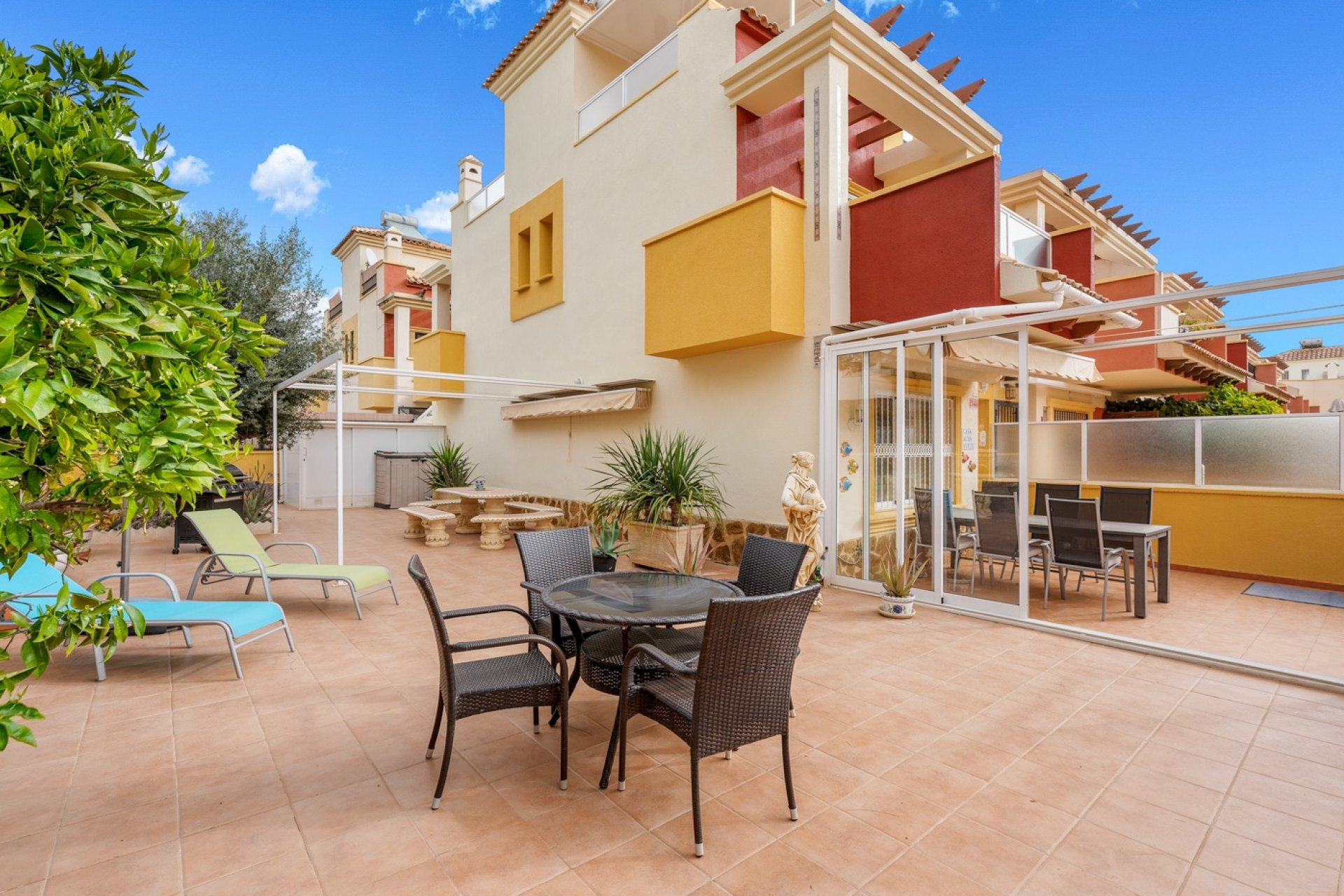 Resale - Terraced house / Townhouse - Orihuela Costa - Villamartín