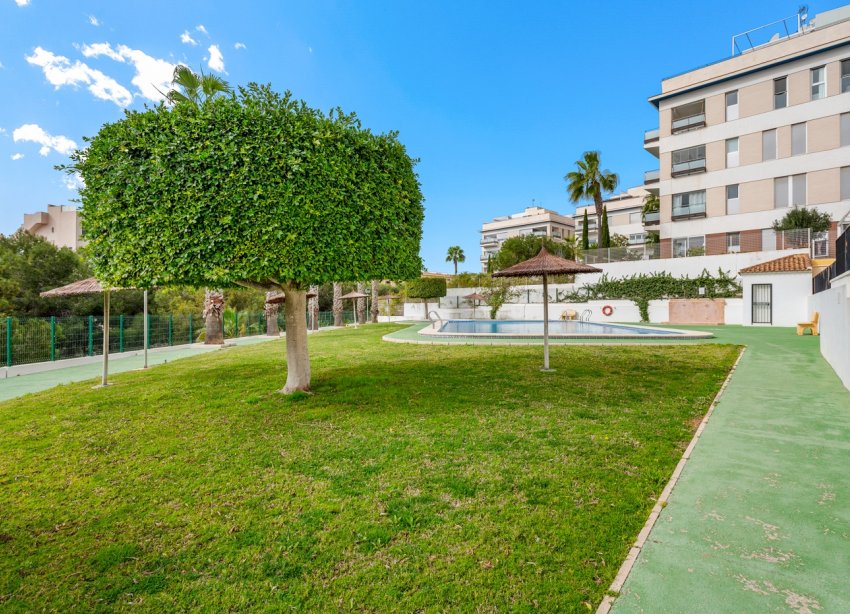 Resale - Terraced house / Townhouse - Orihuela Costa - Villamartín