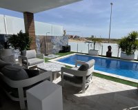 Resale - Terraced house / Townhouse - Orihuela - Desamparados-Hurchillo-Torremendo