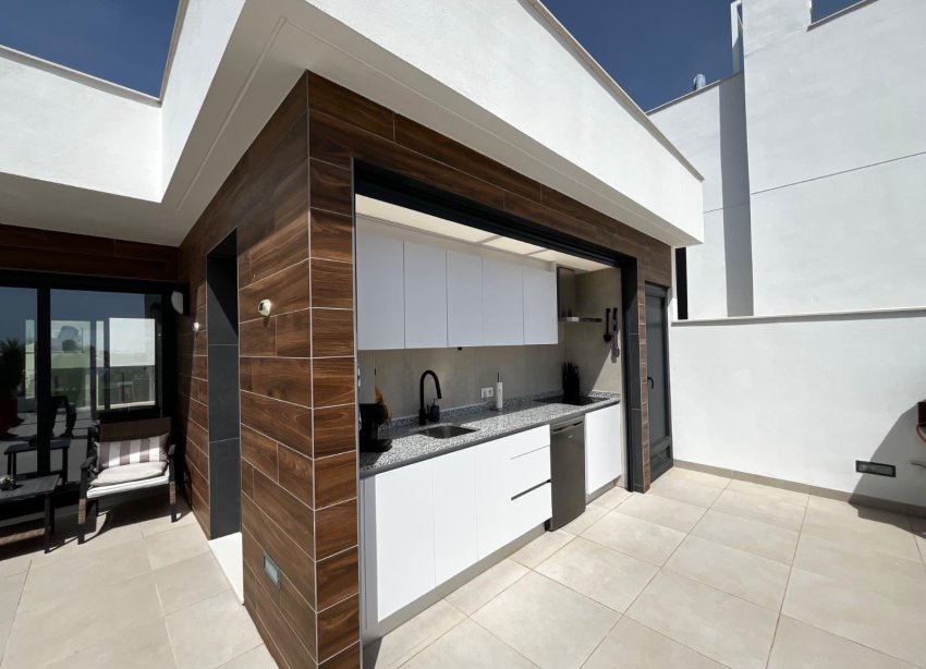 Resale - Terraced house / Townhouse - Orihuela - Desamparados-Hurchillo-Torremendo