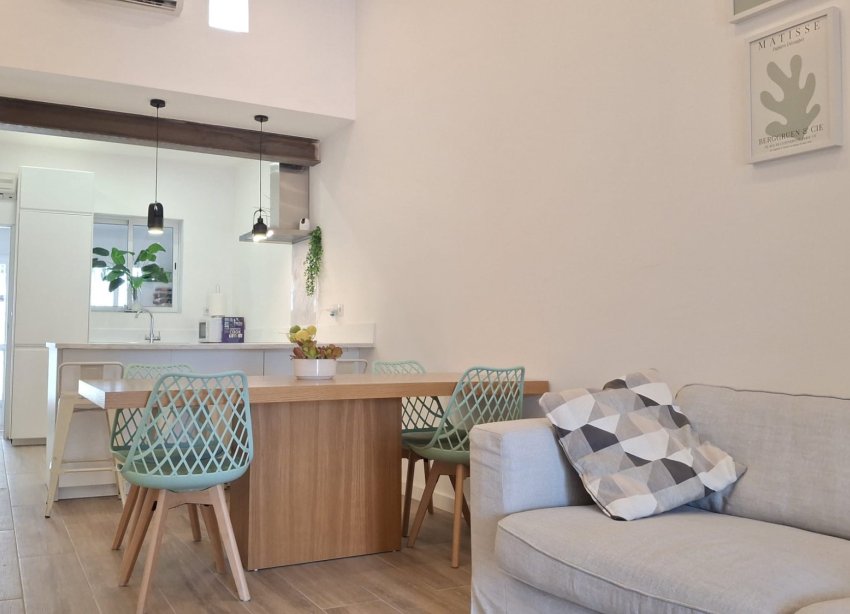 Resale - Terraced house / Townhouse - Orihuela - Playa Flamenca