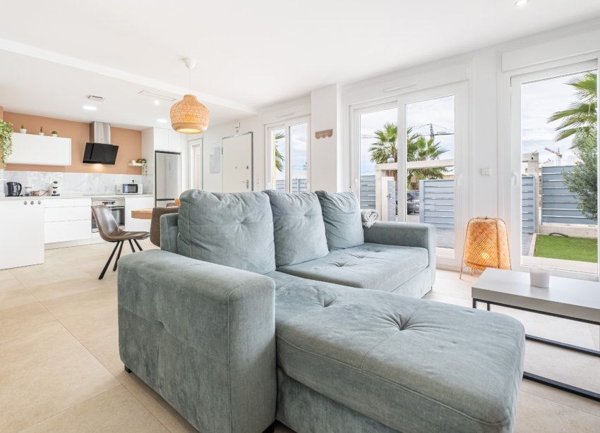 Resale - Terraced house / Townhouse - Orihuela - Vistabella