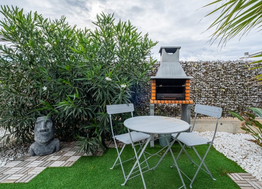 Resale - Terraced house / Townhouse - Orihuela - Vistabella