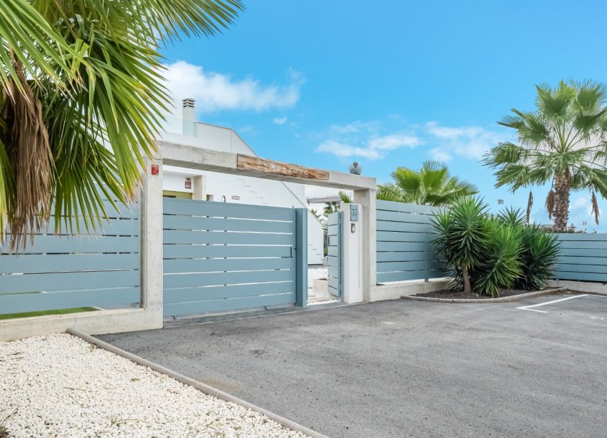 Resale - Terraced house / Townhouse - Orihuela - Vistabella