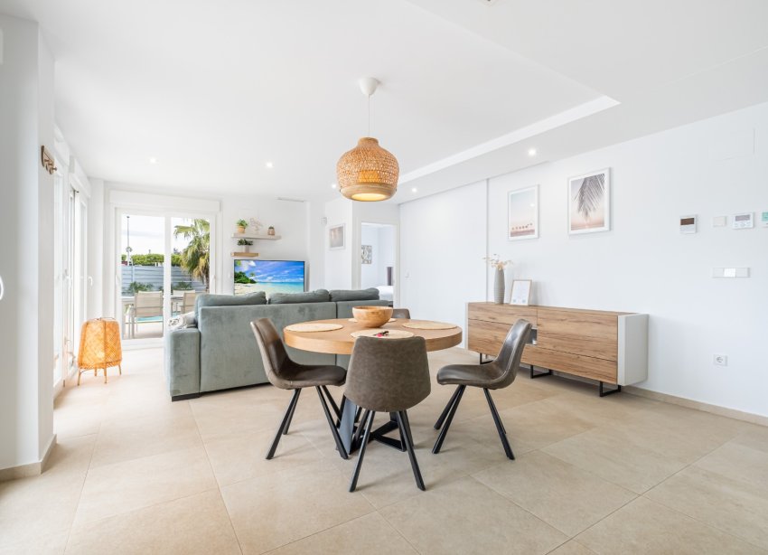 Resale - Terraced house / Townhouse - Orihuela - Vistabella